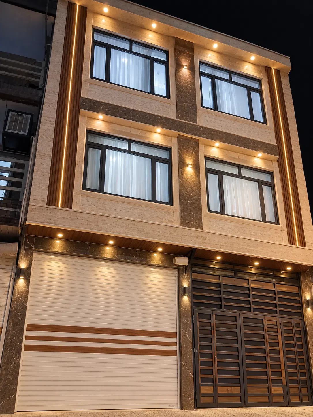 فروش خانه گل سفید