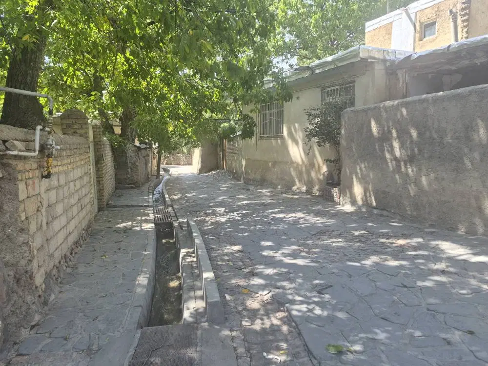 ویلا ۲۲۰متری۸۰متربنا داخل بافت سربندان دماوند