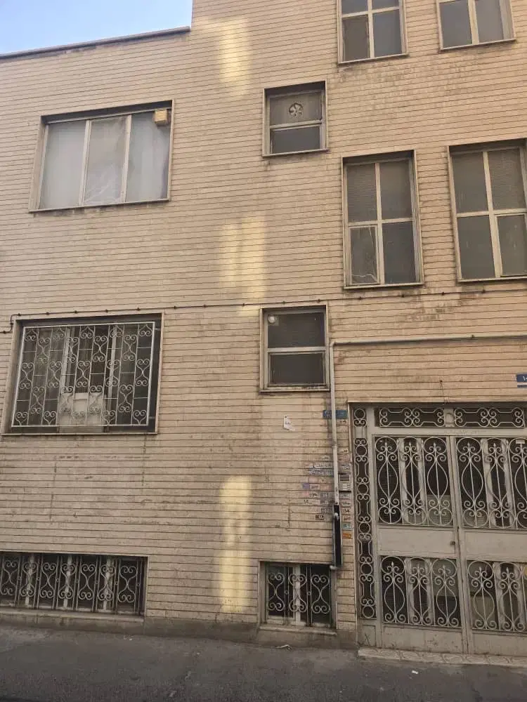 خانه کلنگی
