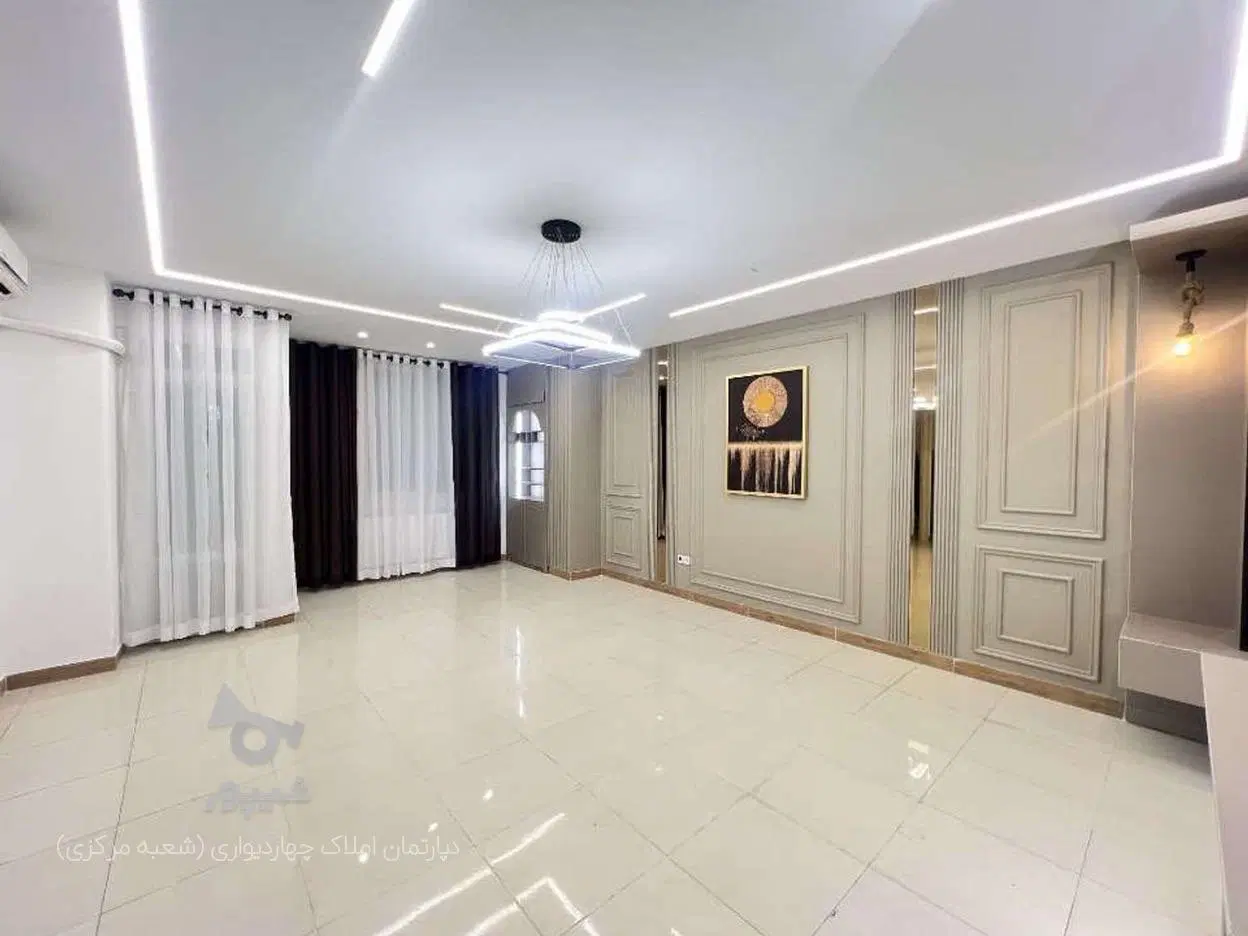 ارم ۳ خواب ۱۸۰ متری شیک