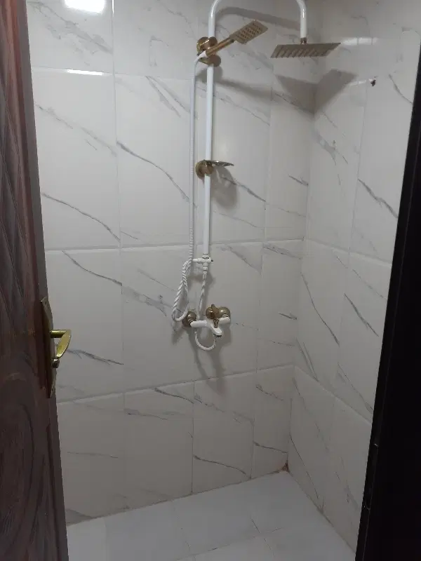 اجارخ واحد آپارتمان مفتح
