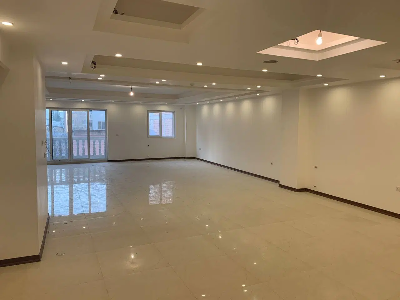 آپارتمان حیاط خلوت زعفرانیه