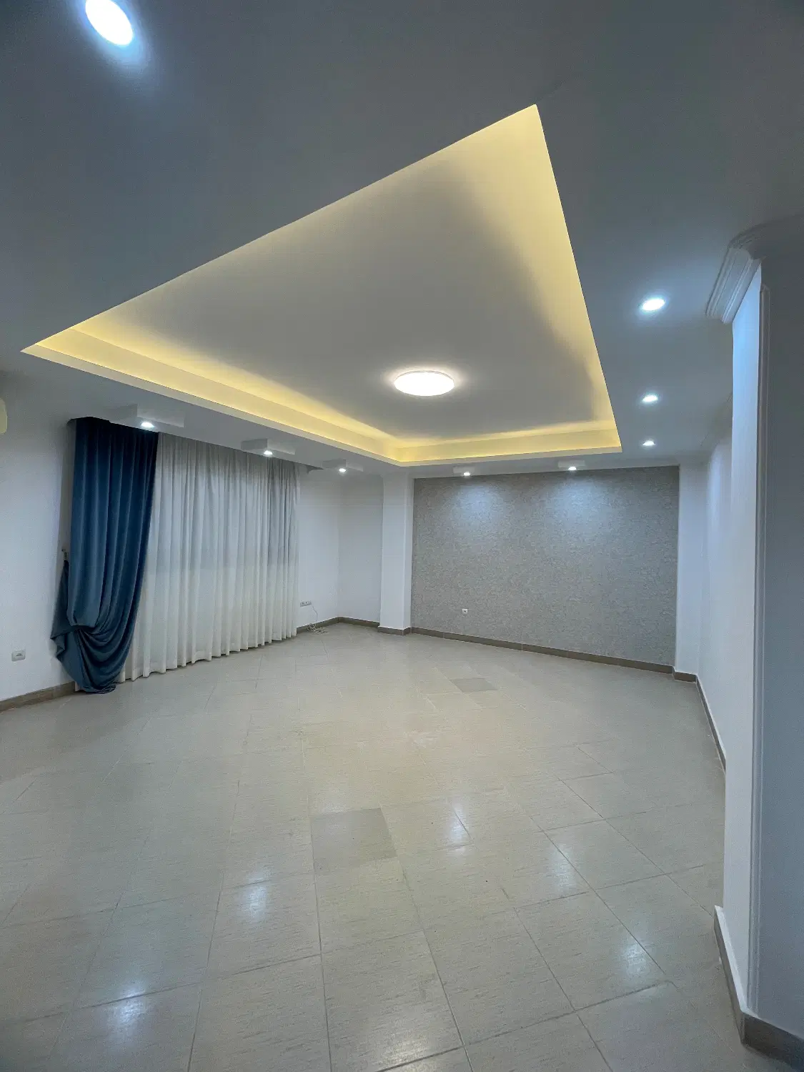 فروش ۳ خواب _ تک واحدی _ فروزان
