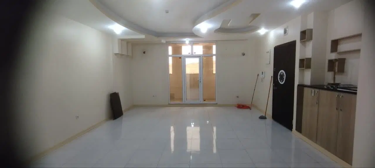 فروش یک واحد مسکونی ۹۰ متری در سپیدار