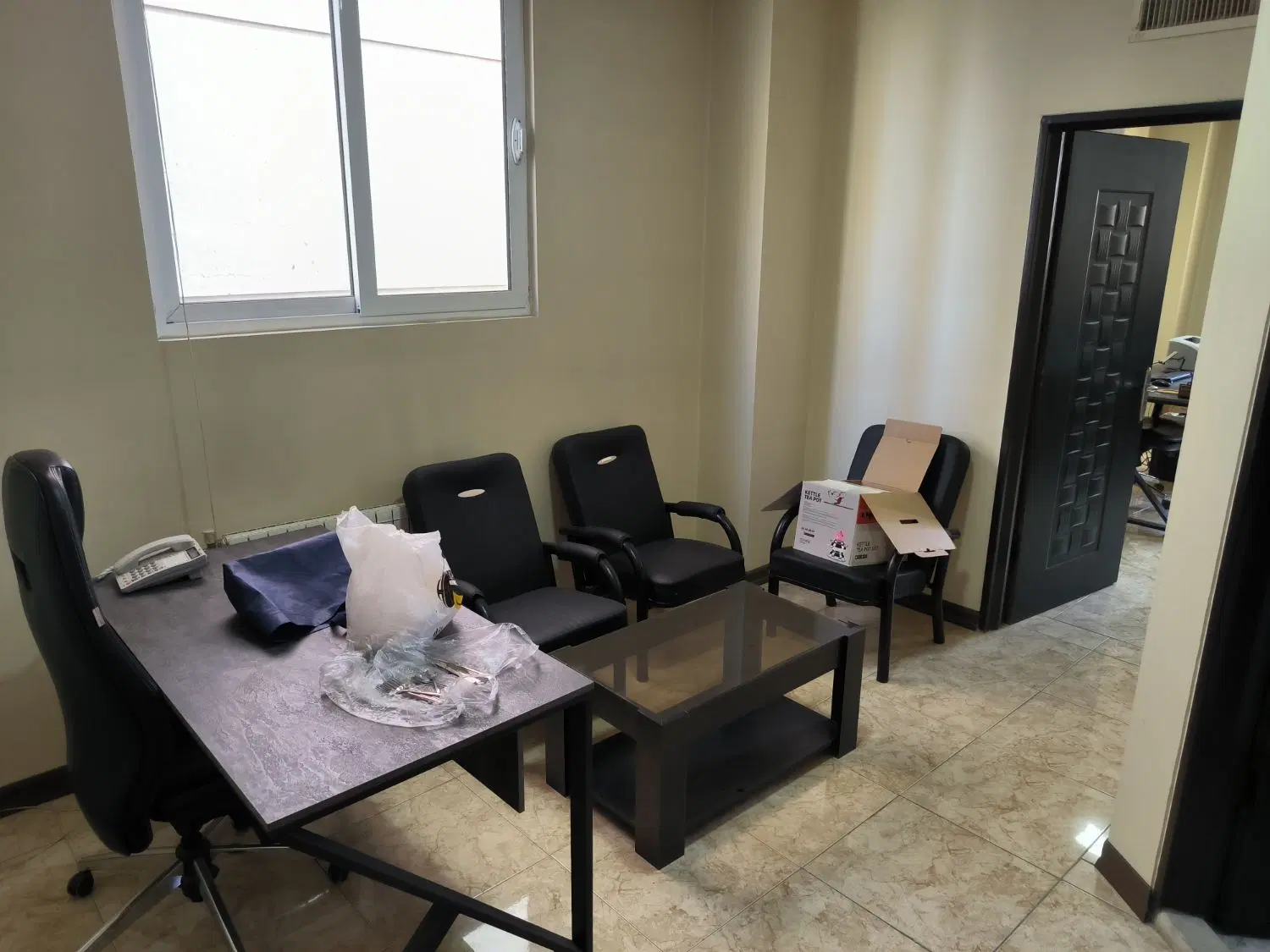 اجاره دفتر کار ۵۰ متری
