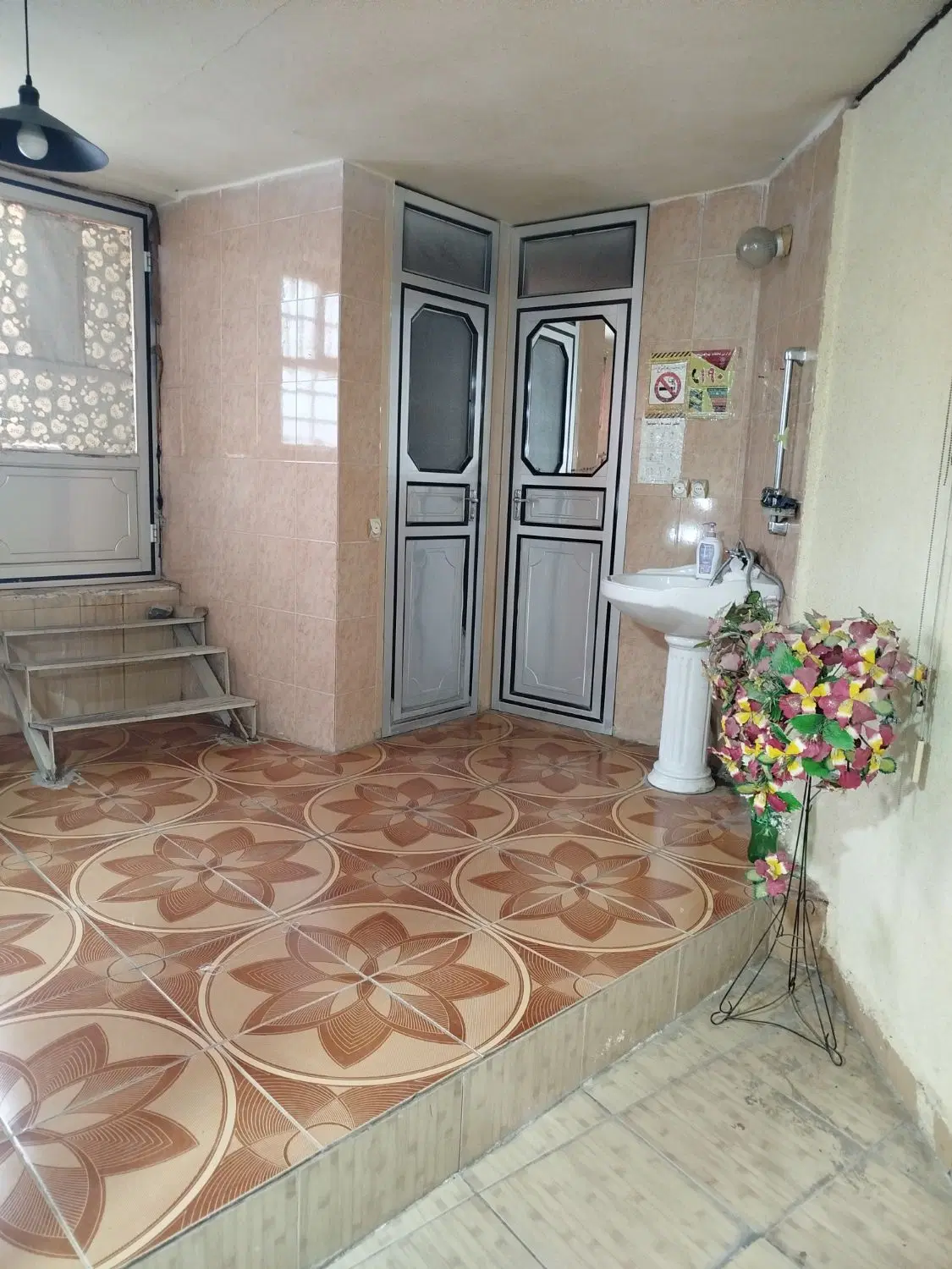 اجاره لکس پایین