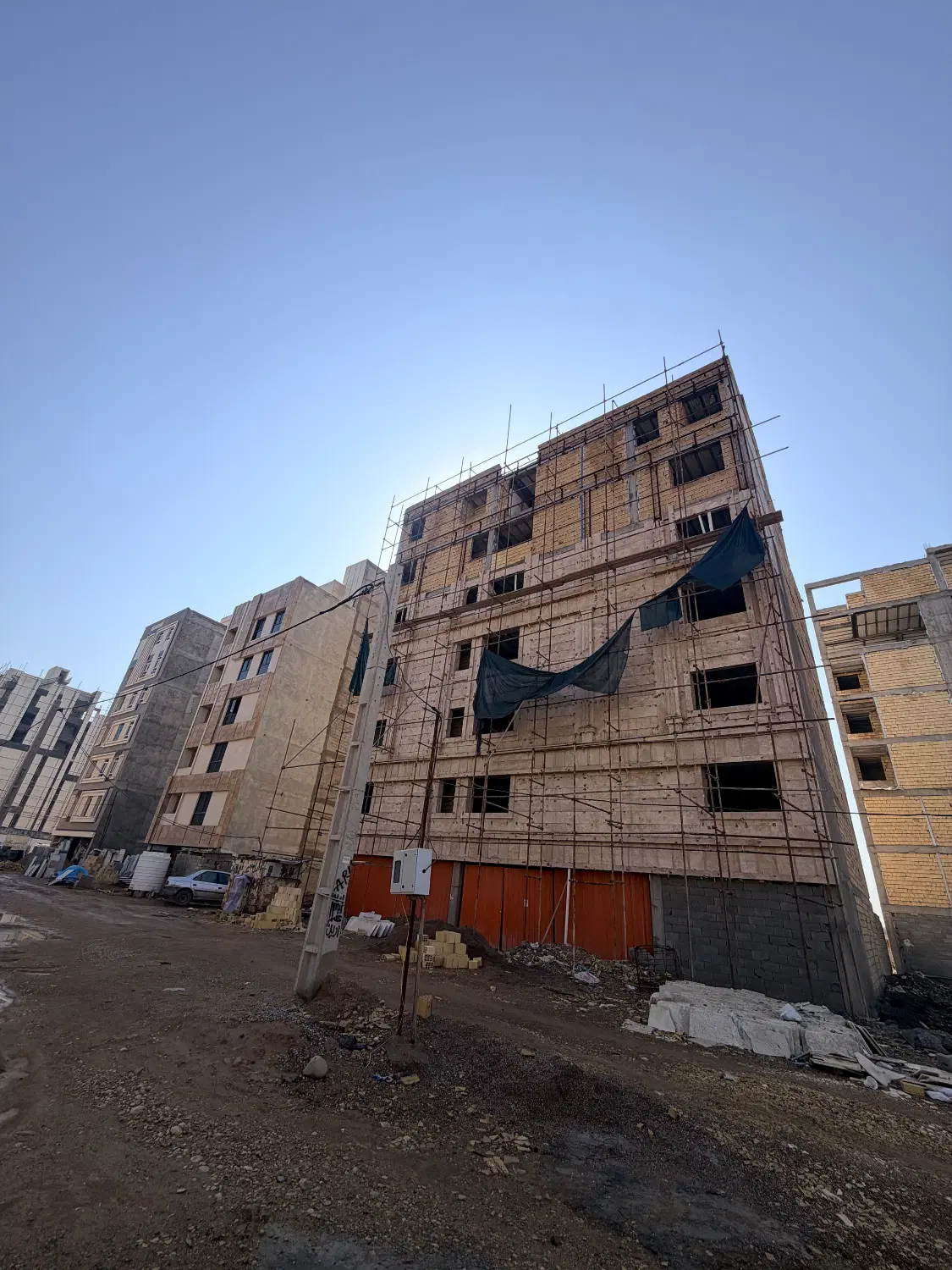 معاوضه آپارتمان ۱۰۰ متری مهرشهر با خودرو