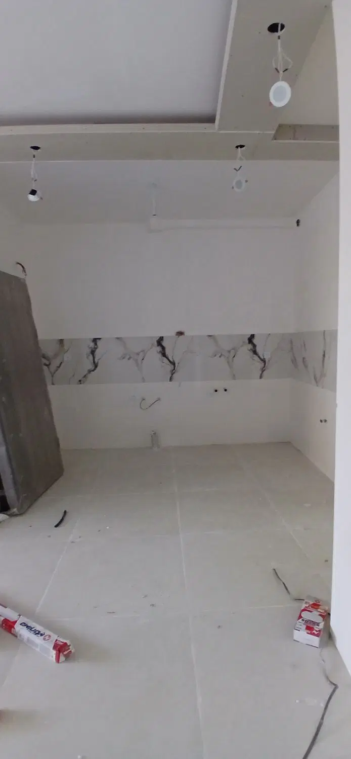 ۹۰ متری صفر ۶ متر حاشیه