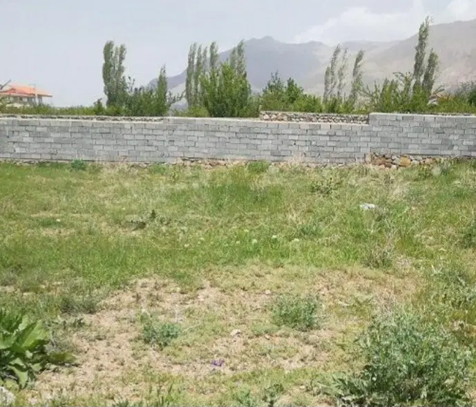 زمین در شورین