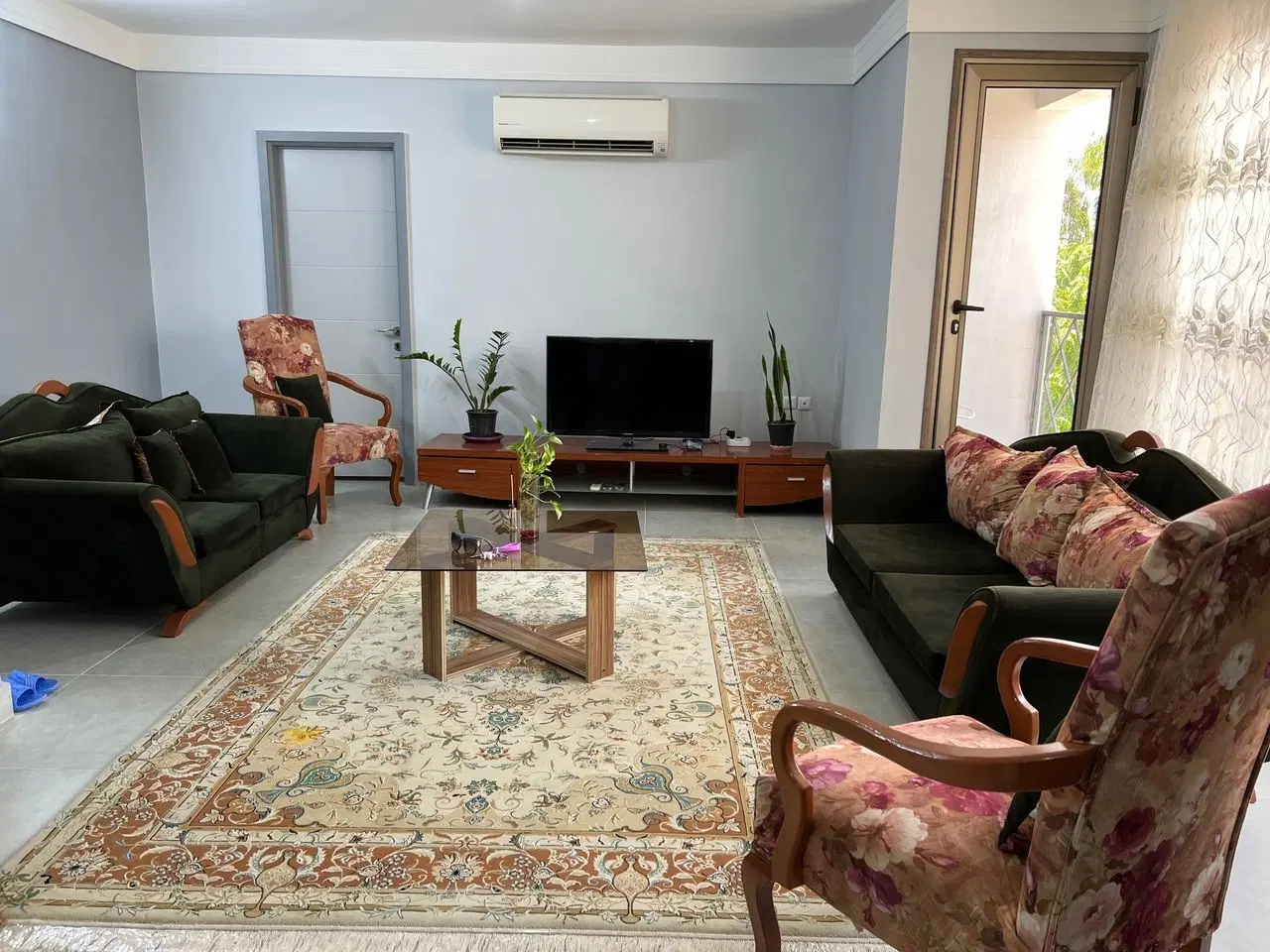 رهن کامل واحد 75متری فارغ التحصیلان