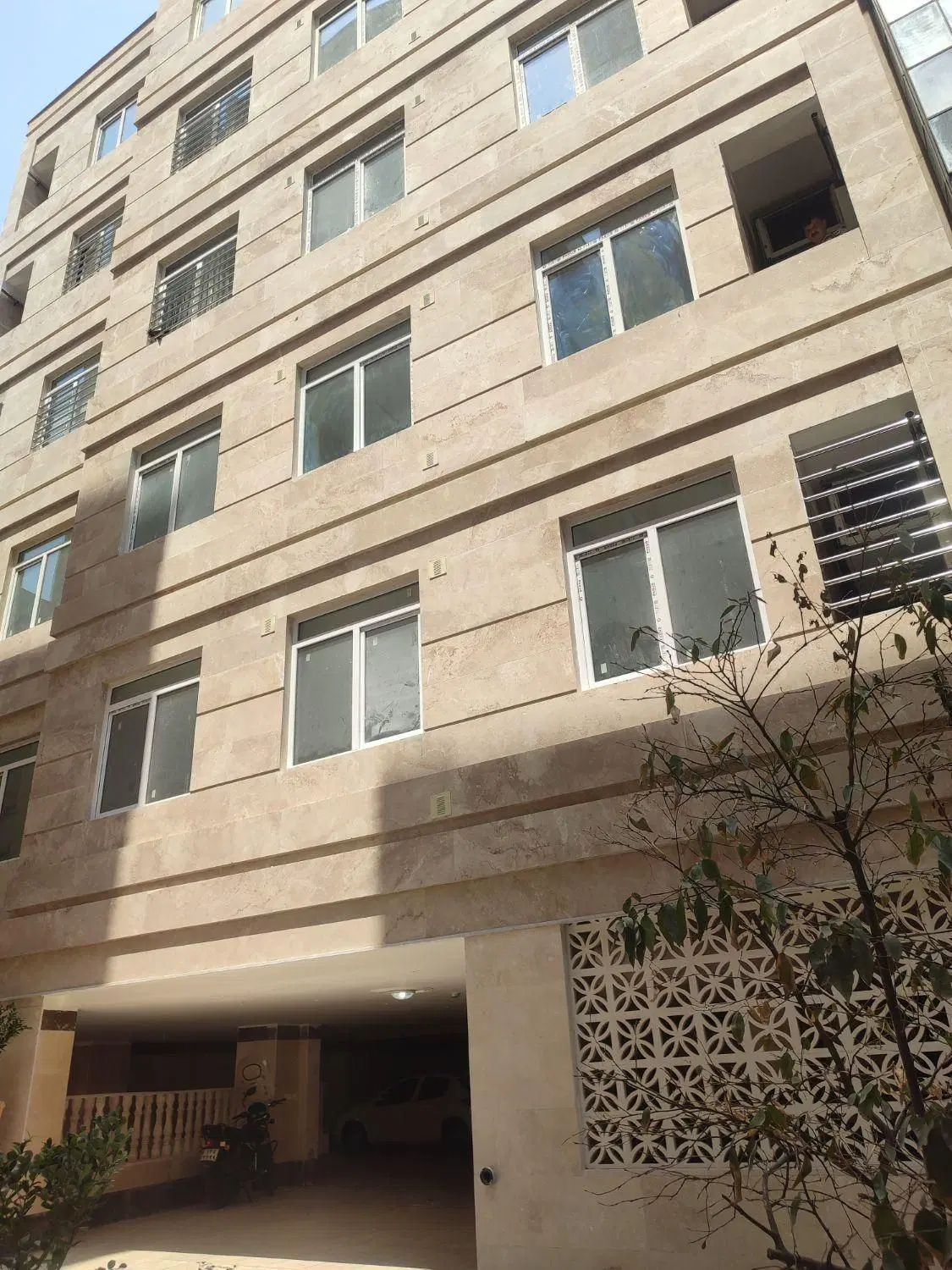 منزل دوطبقه دربست