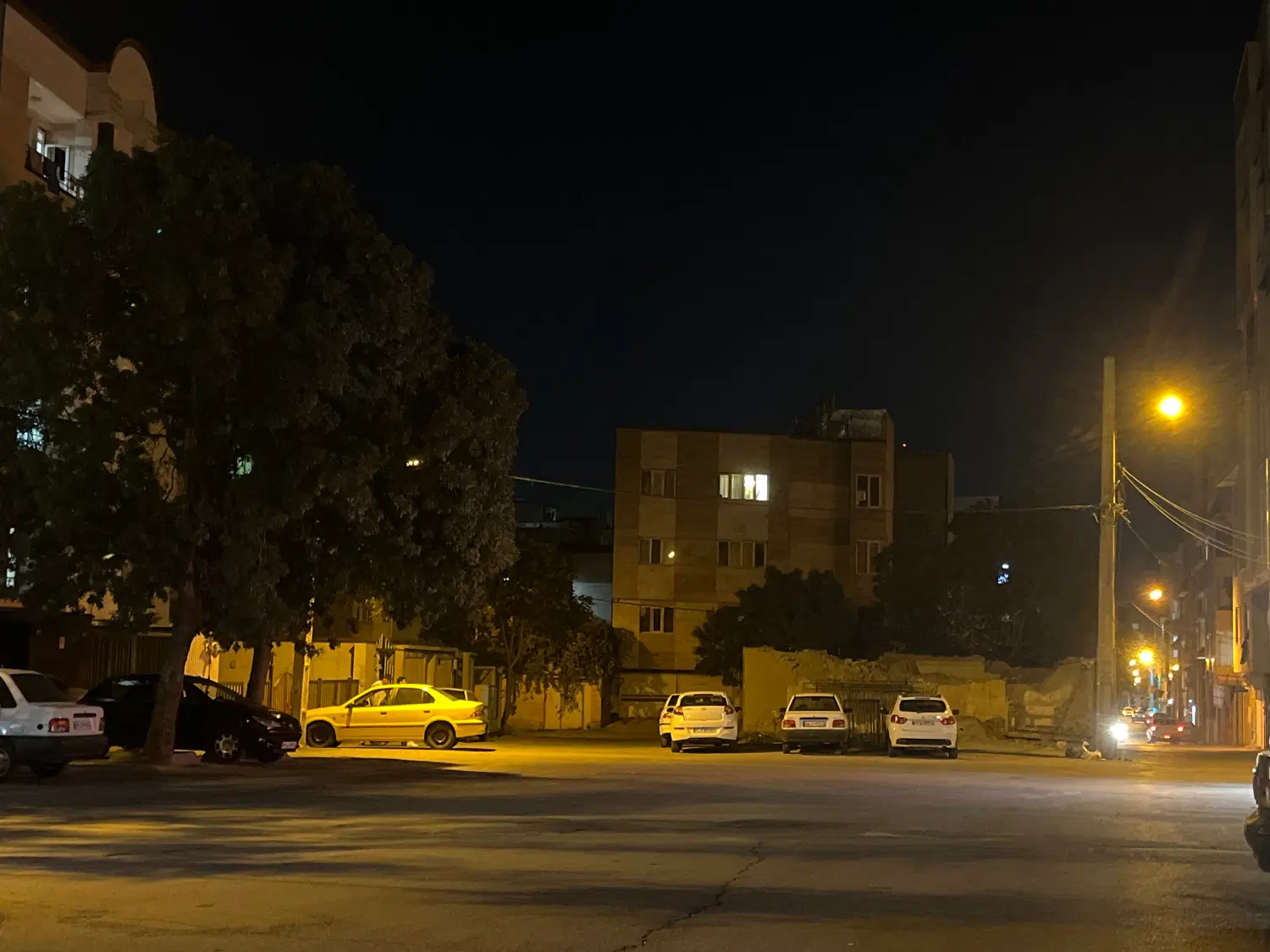 مغازه اجاره در  کمال آباد