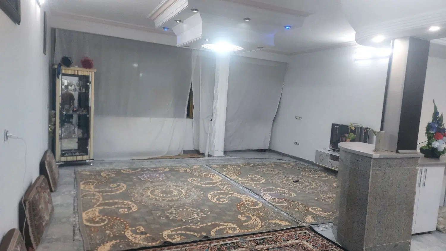 فروش  آپارتمان در حاشیه هفده شهریور