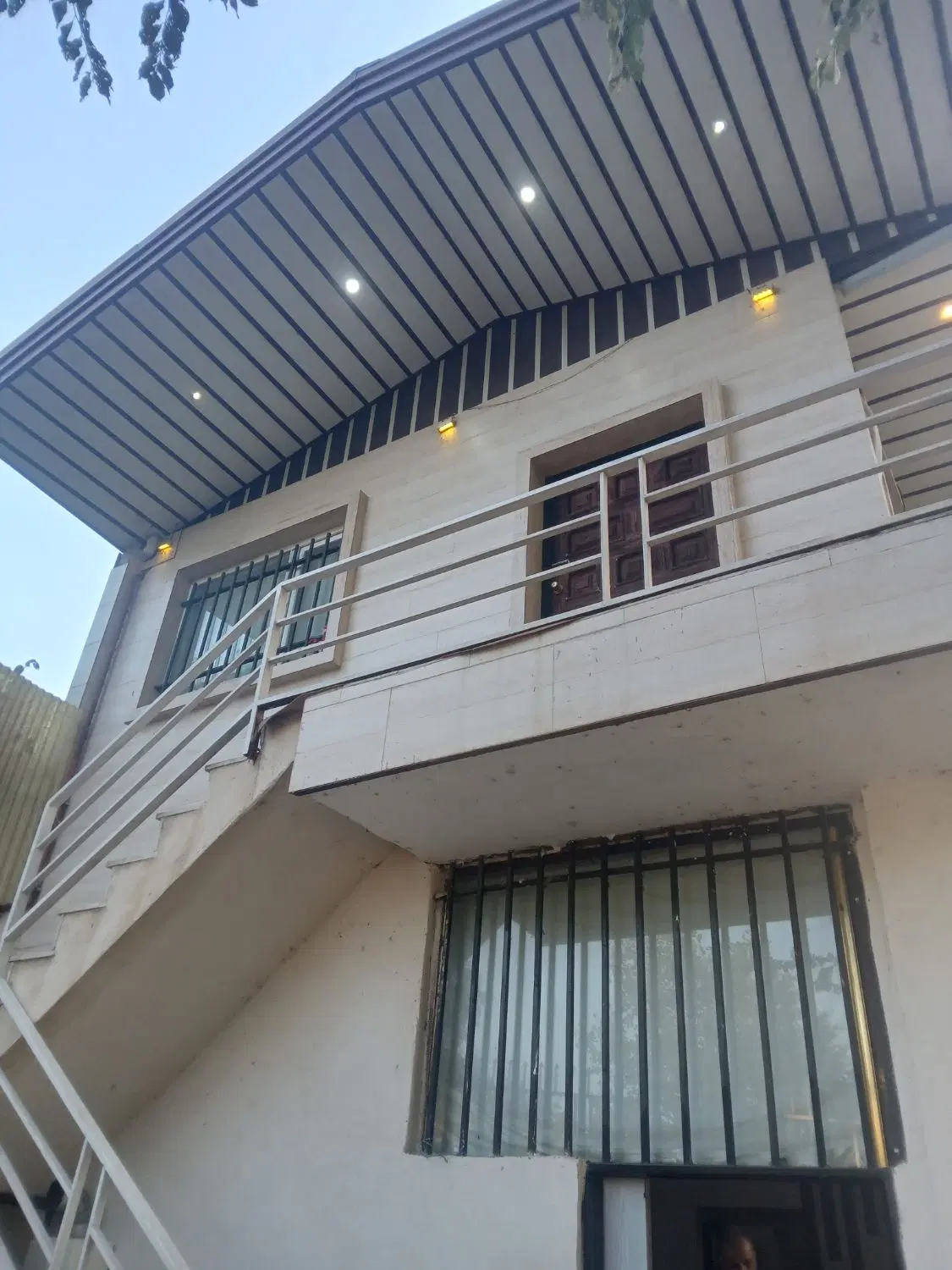 فروش ویلای دوبلکسی دررشت.جاده سنگر