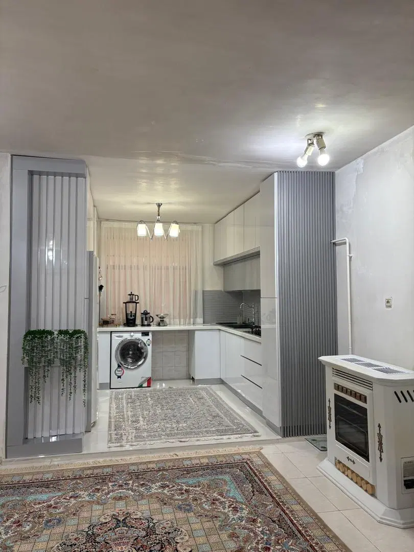 ۱۳۰متر  خانه ویلای دوطبقه  ۳ خواب  ۳۰۰متر زمین