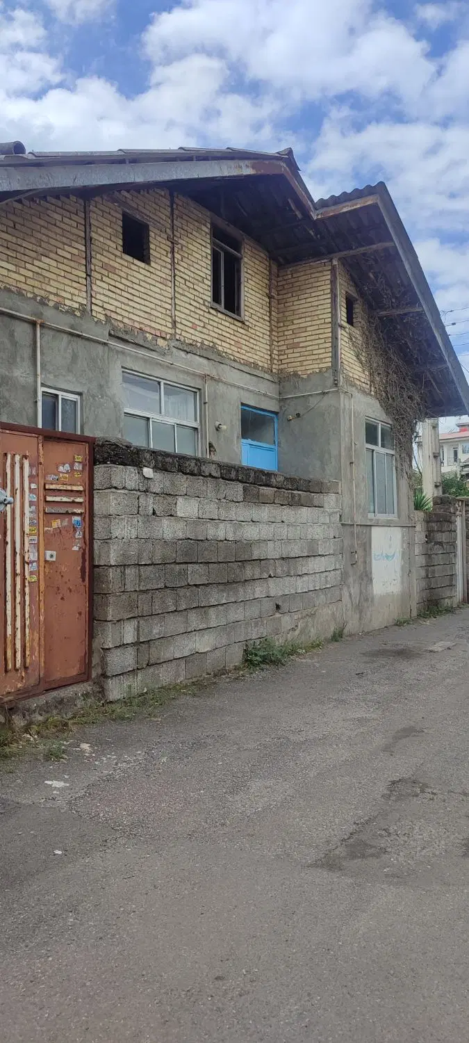 یک خانه ویلایی در شهر رودسر