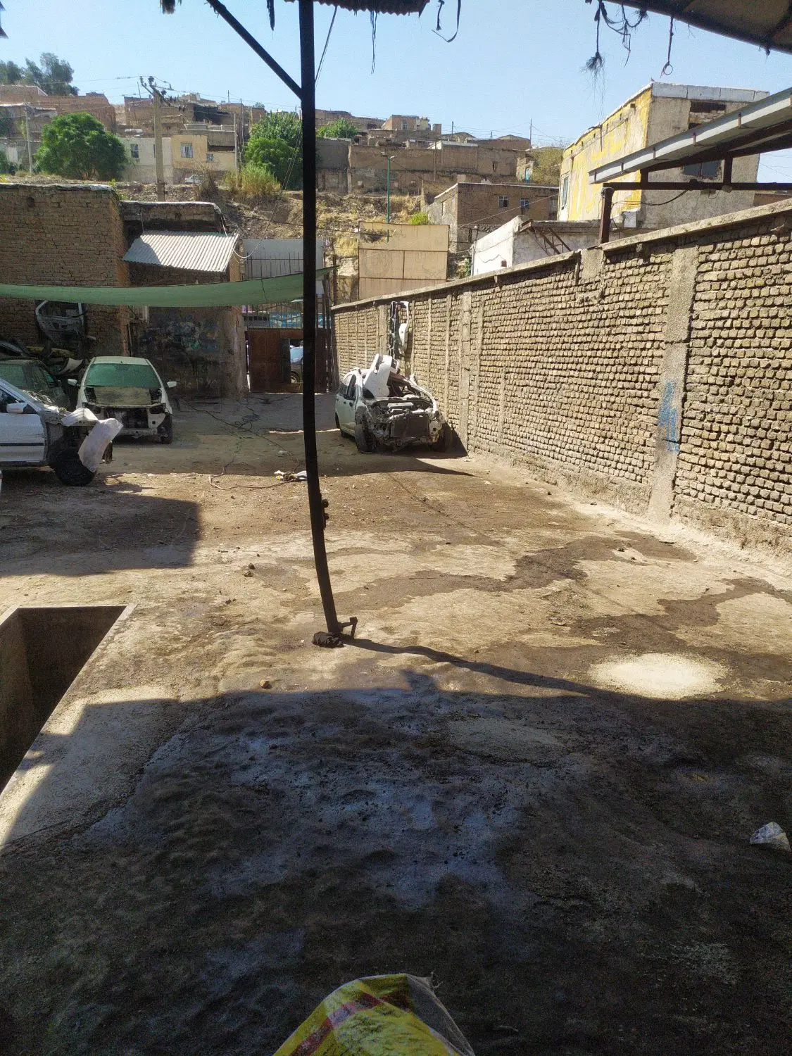 مغاز اجاره ای داخل گاراژ