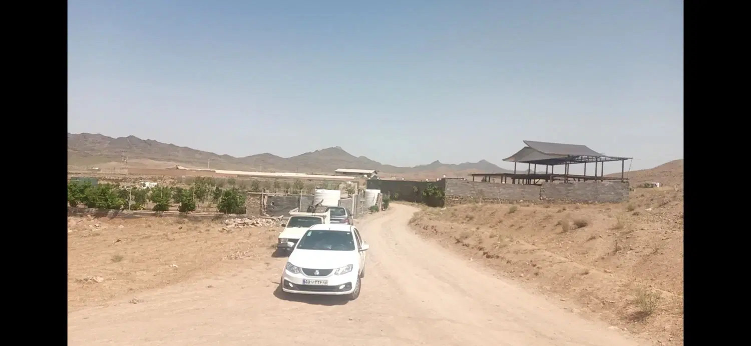 زمین چسبیده به بافت روستای میم مخصوص باغ