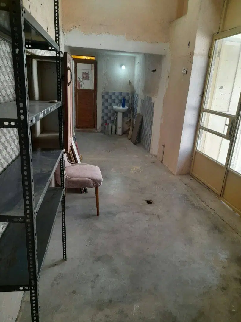 یک باب مغازه برازجان خیابان آیت