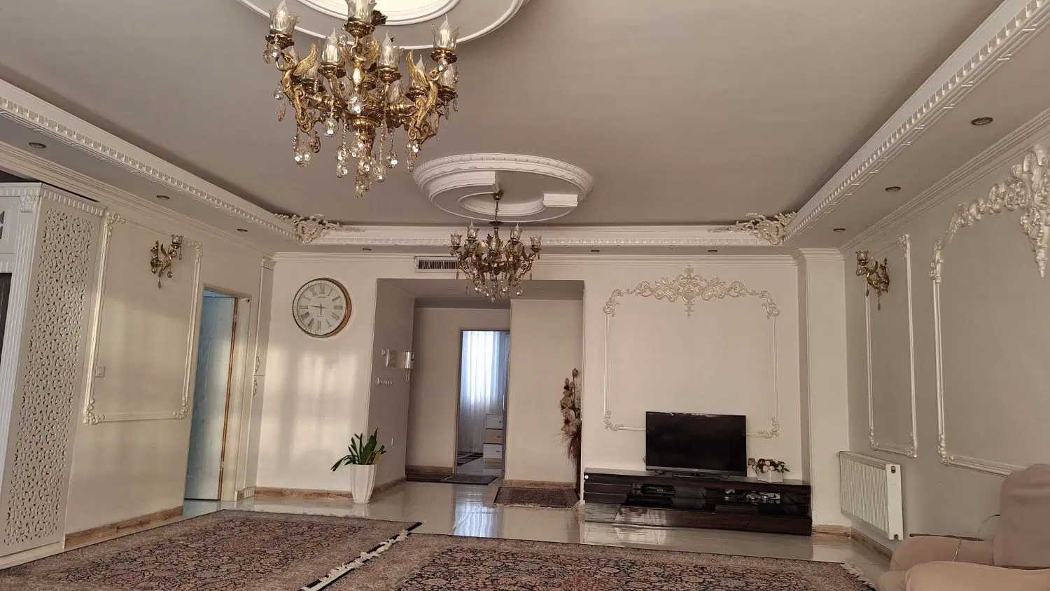 آپارتمان ۱۴۰ متری فول دیزاین اول امامزاده