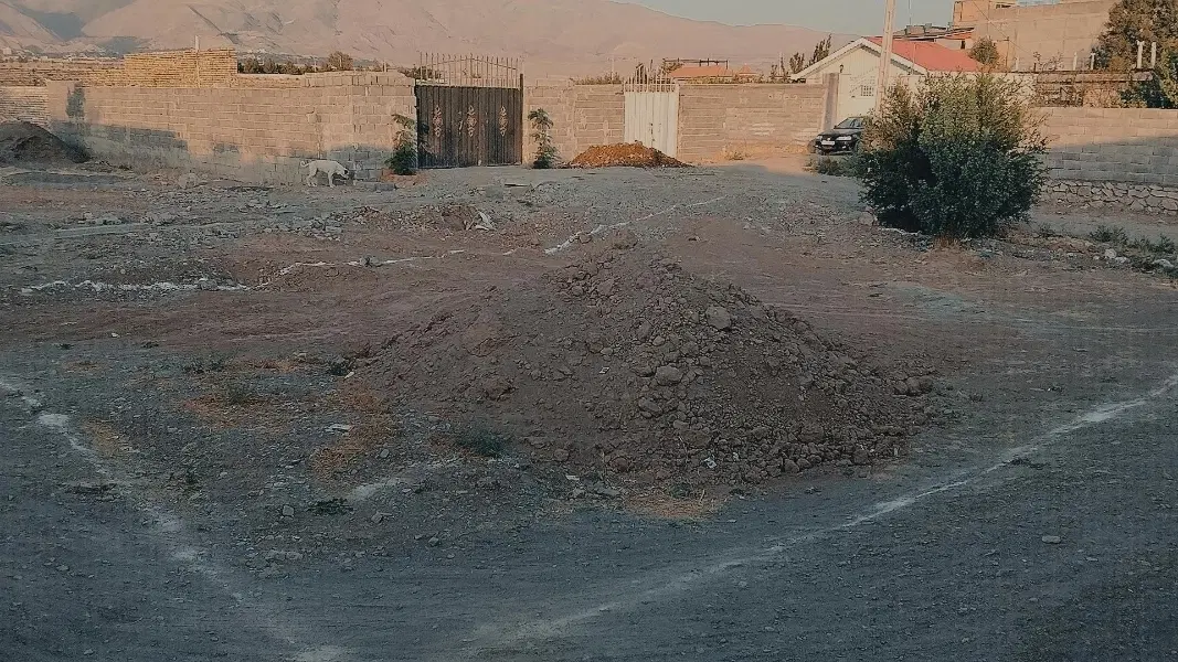 زمین فروشی
