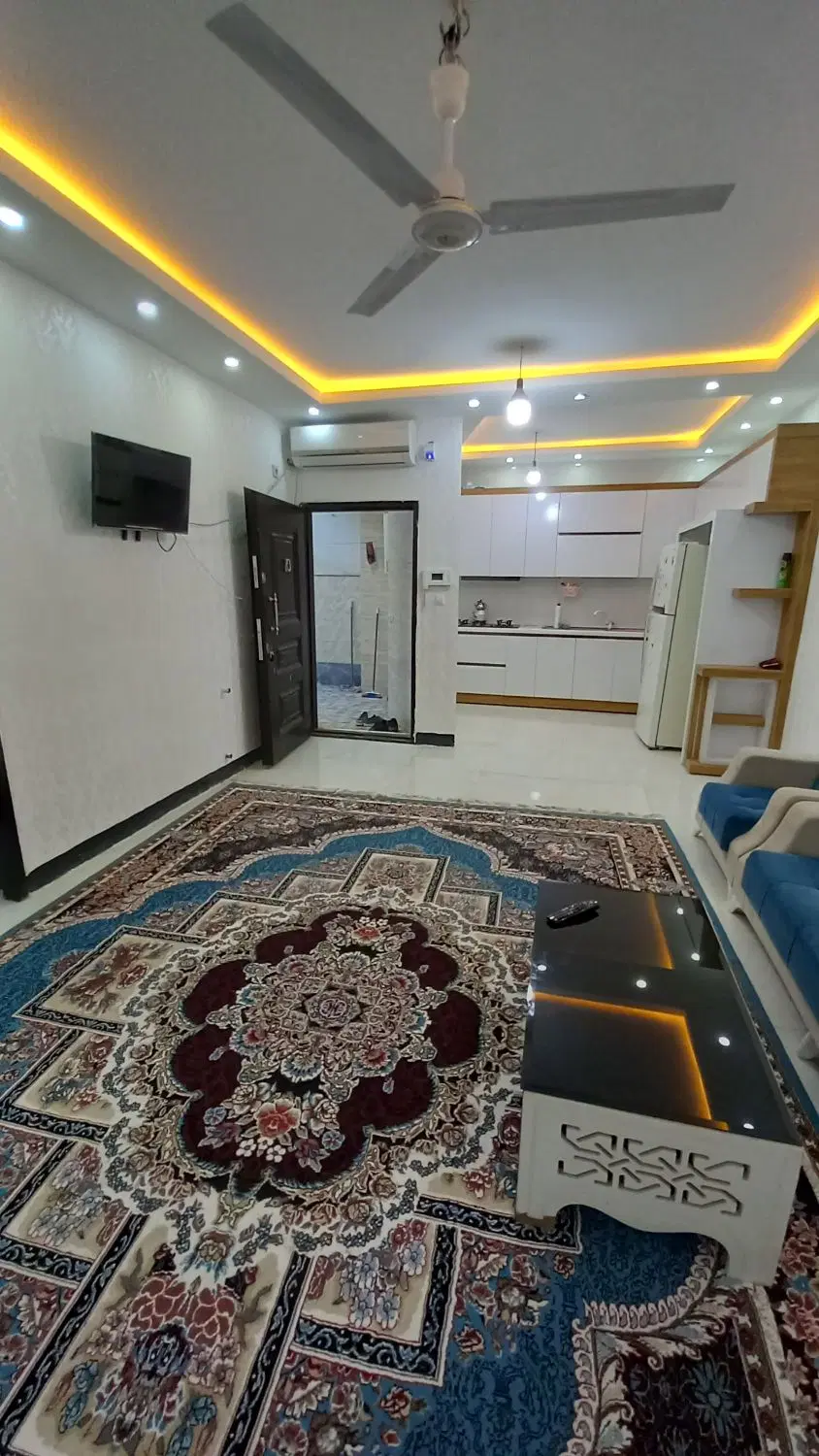 فروش خانه حیاط دار بسیارشیک