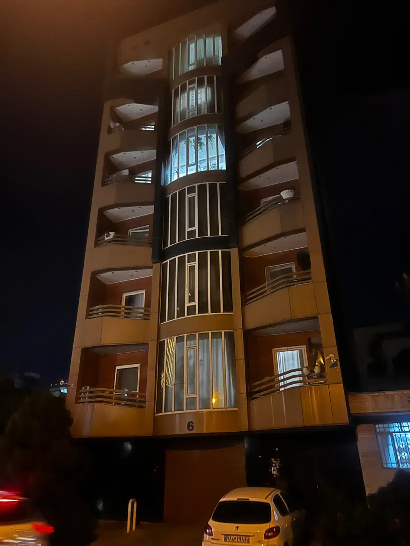 فروش ۱۶۸ متر امام جمعه نبش چهاراه نامدار محمدی