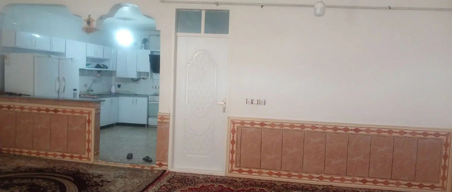 اجاره طبقه بالا دارای حیاط