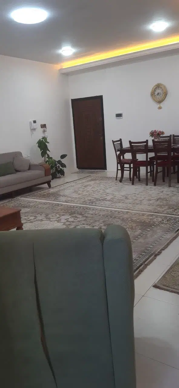 اجاره آپارتمان هشتصد دستگاه