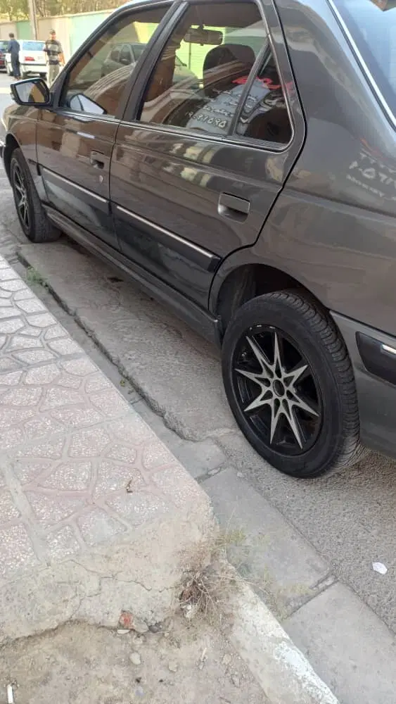 ۷۰متر ۲خواب تک واحدی نقاشی شده باپارکینگ سرباز