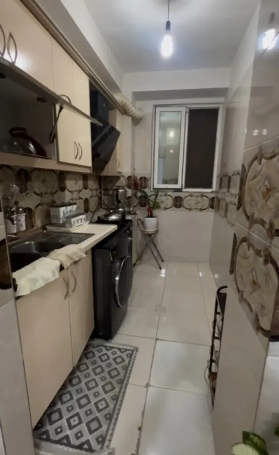 آپارتمان ۱۱۵ متری رو به نما سلمان فارسی(خوش نقشه)