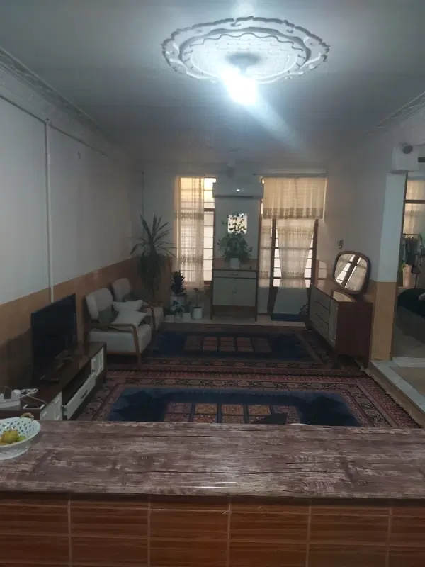 معاوضه خانه ویلایی نجف شهر با آپارتمان