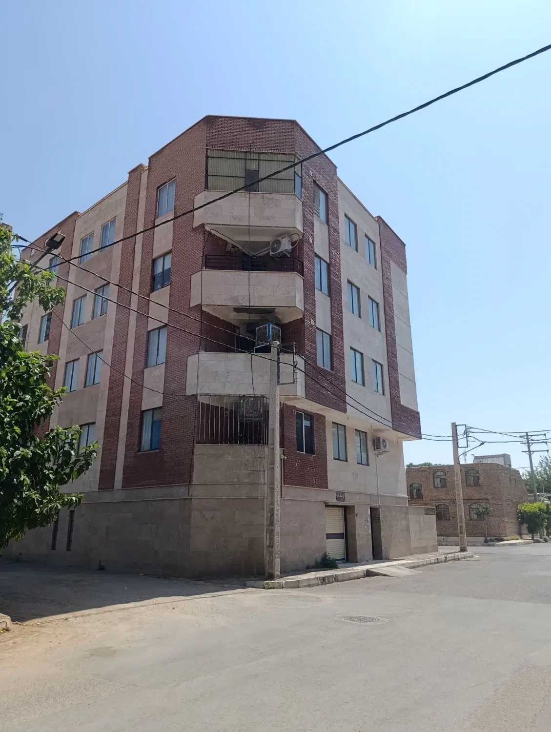 فروش واحد متراژ 81مترخوش قیمت