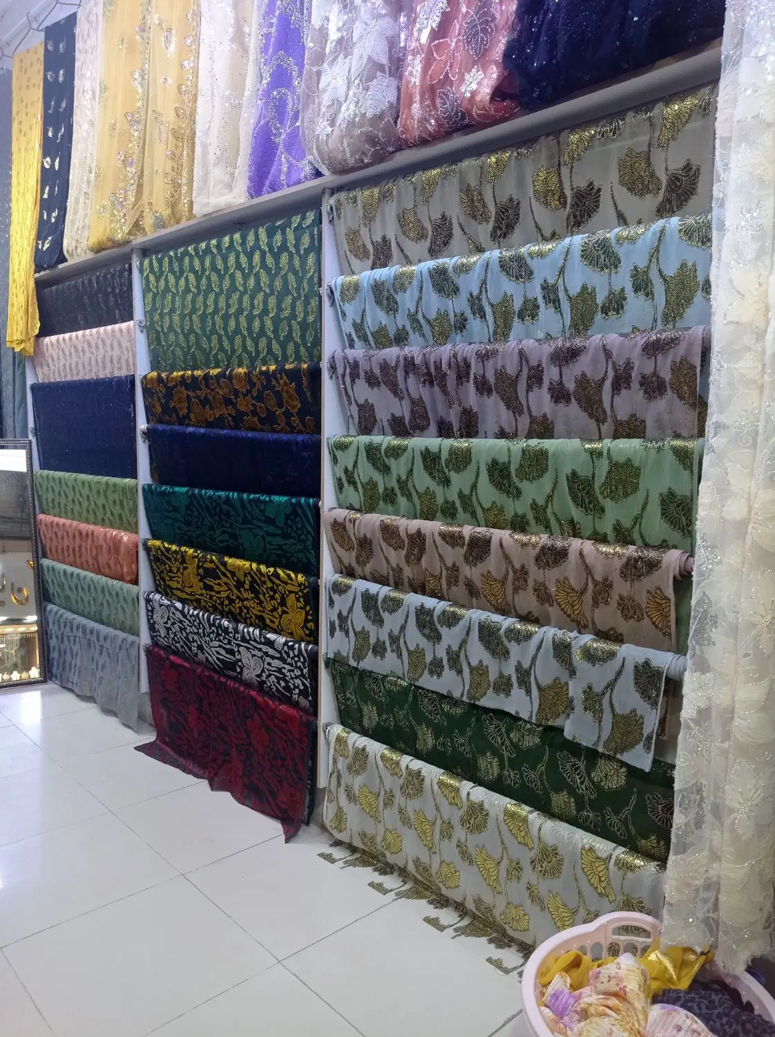 واگذاری مغازه پارچه فروشی