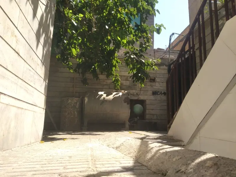 خانه ای ۴۰ متری زیر زمین مناسب مجرد و خانواده