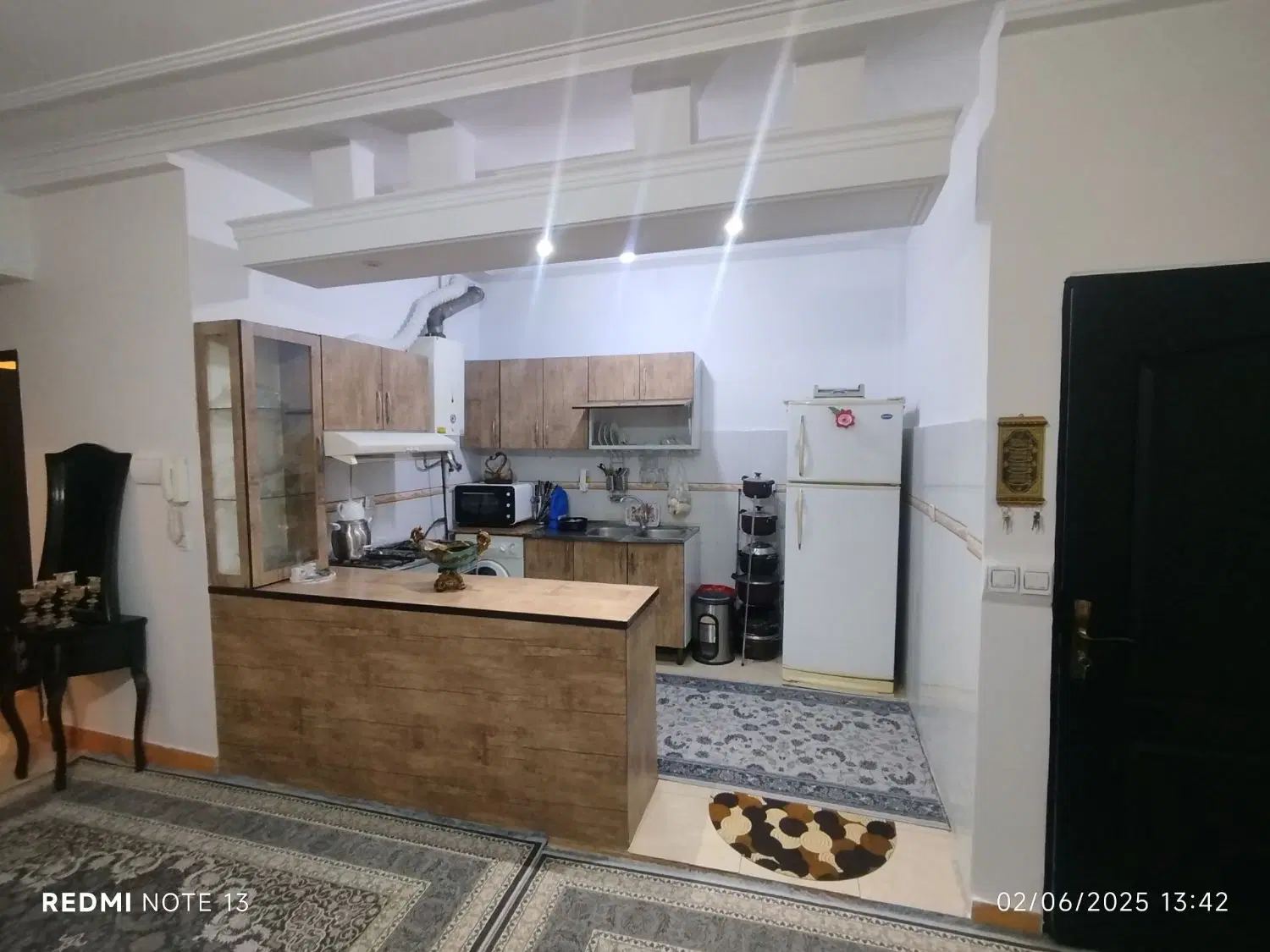 خونه دو خواب 80 متری در خیابان گلستان یکم