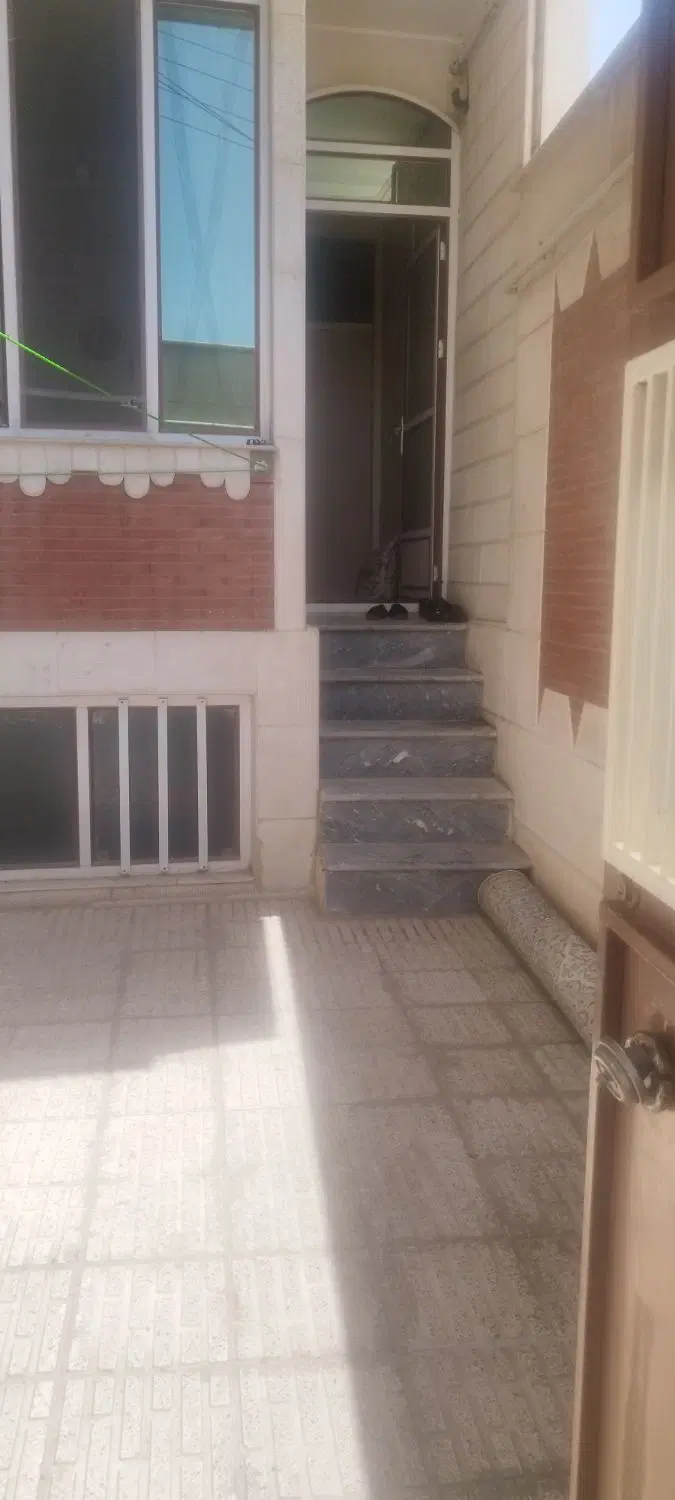 واحد مستقل ۱۰۰ متری دو خوابه