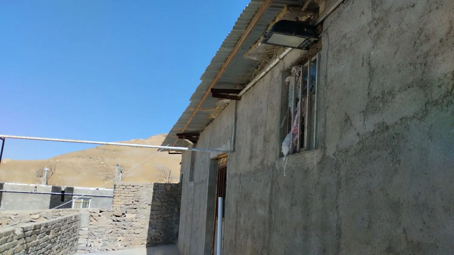 فروش یک خانه ی ویلایی