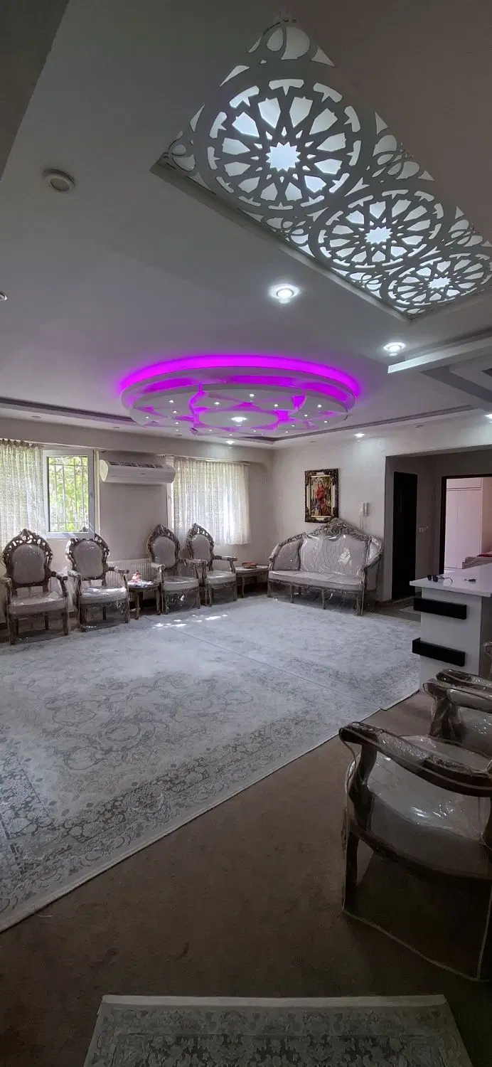 فروش یک واحد آپارتمان فوق‌العاده با طراحی حرفه ای