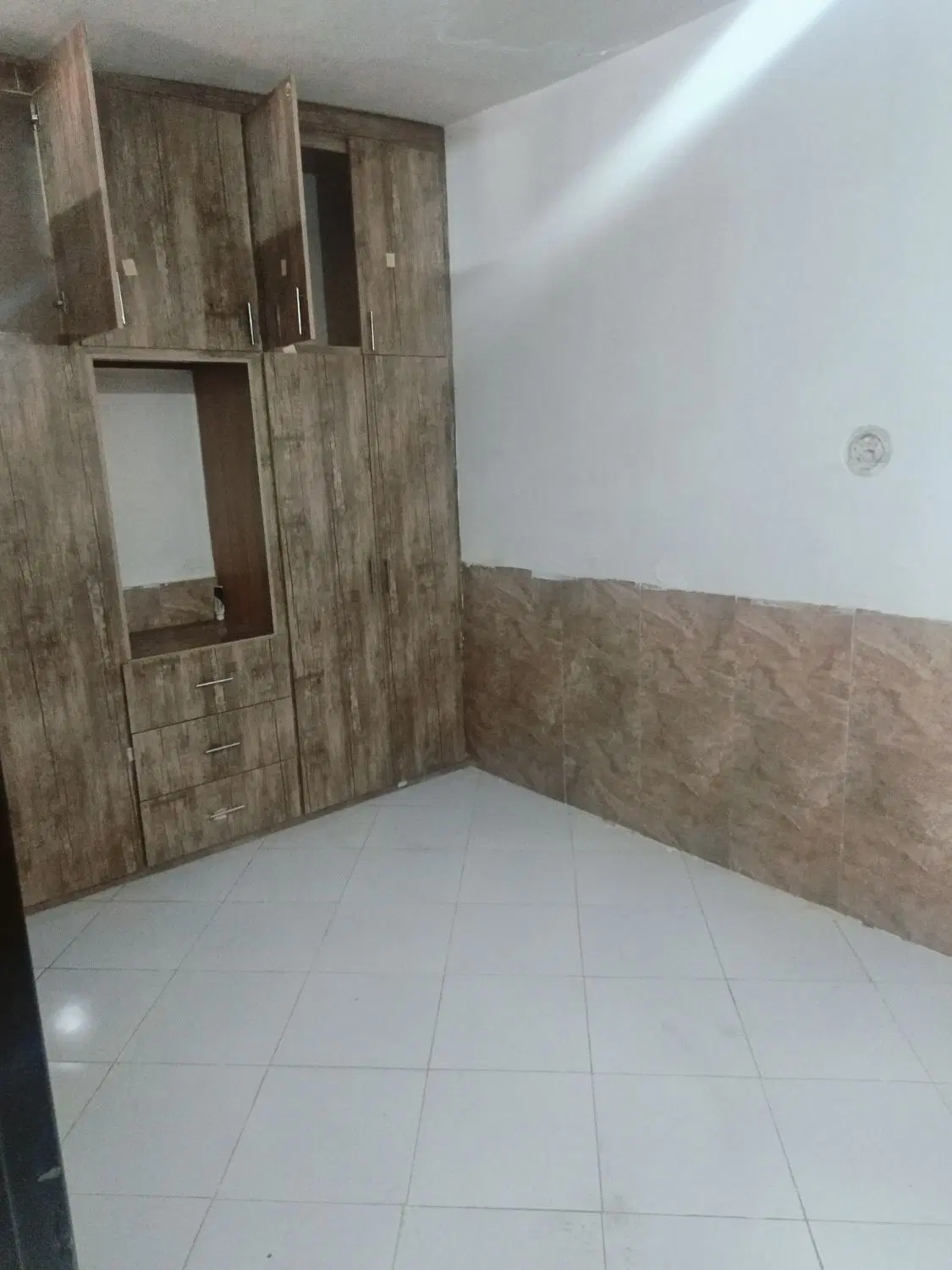 آپارتمان راه جدا ۷۵ متری