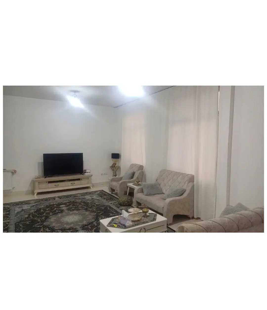کارشناسان میدان کاج تمام رهن