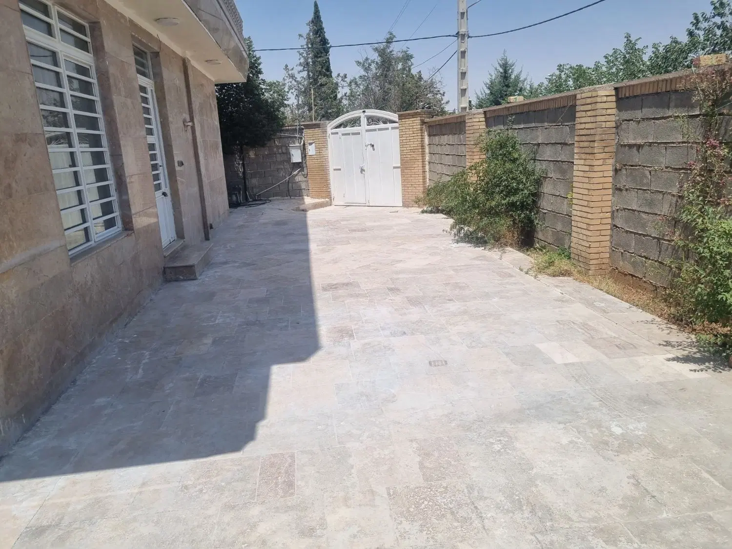فروش باغچه  قلات.یا معاوضه با کلنگی یا خودرو