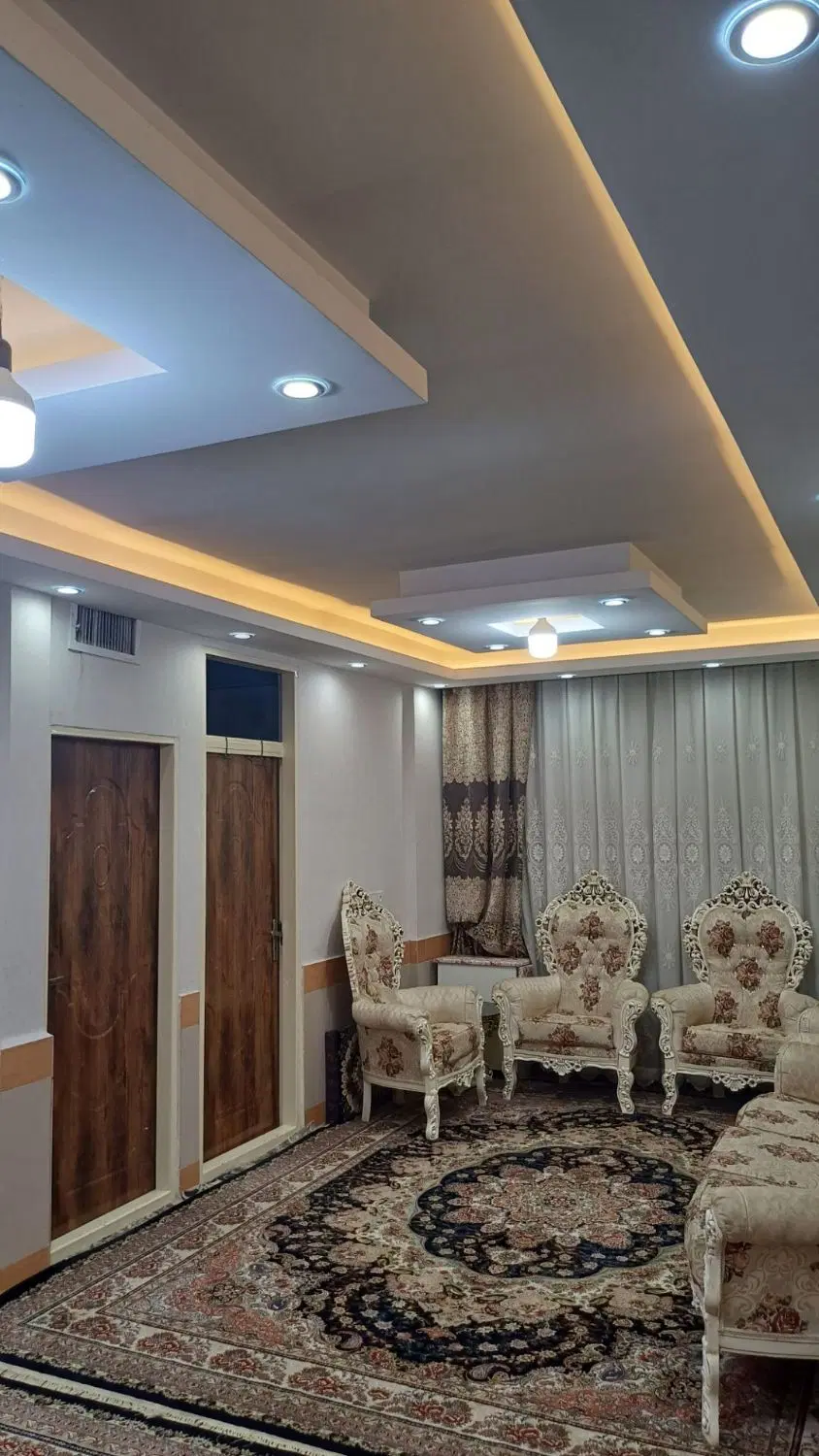 طبقه دوم فروش