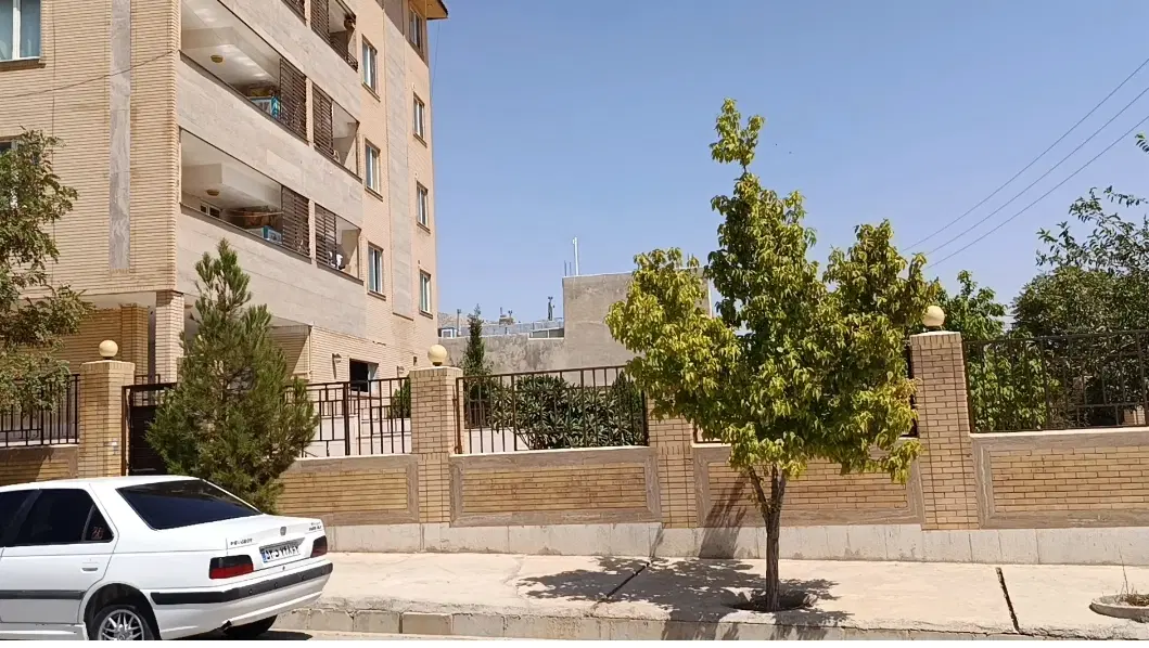 فروش آپارتمان صدرا فاز۲ منطقه ۲۸ هکتاری