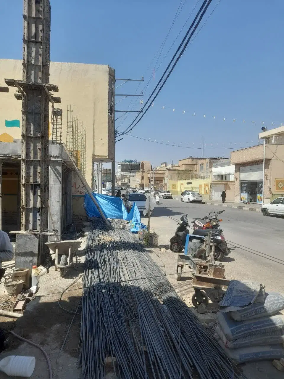 مغازه فروشی درحال ساخت