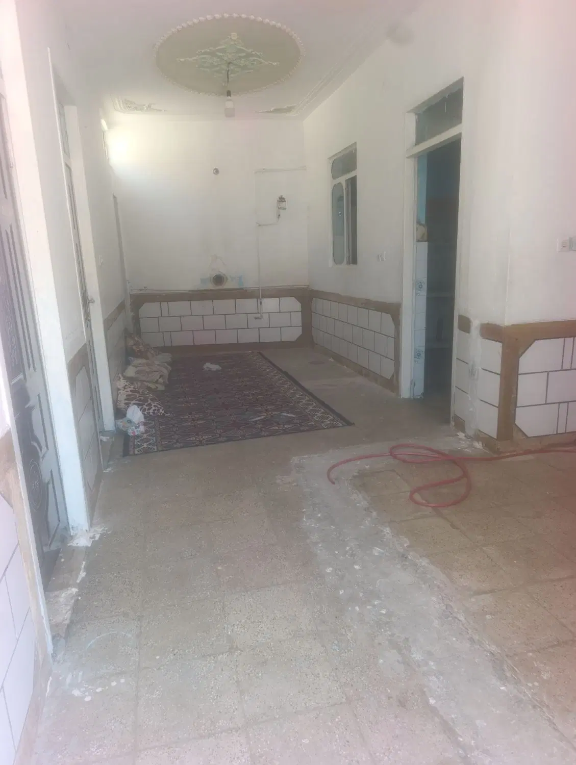 منزل ویلایی 2 خواب درب حیاط رهن و اجاره