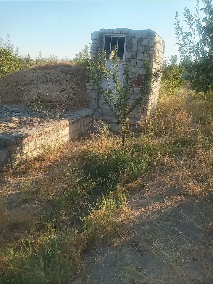 یک قواره باغچه ۱۲۰۰ متری