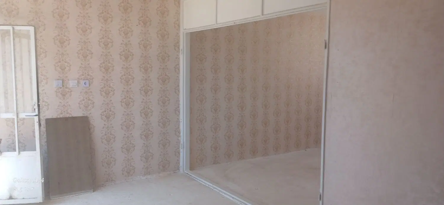 منزل ویلای سر نبش دو کله