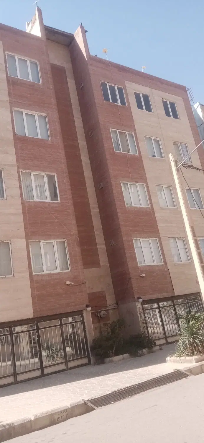 مسکن مهر 85 متری جانبازان حاشیه