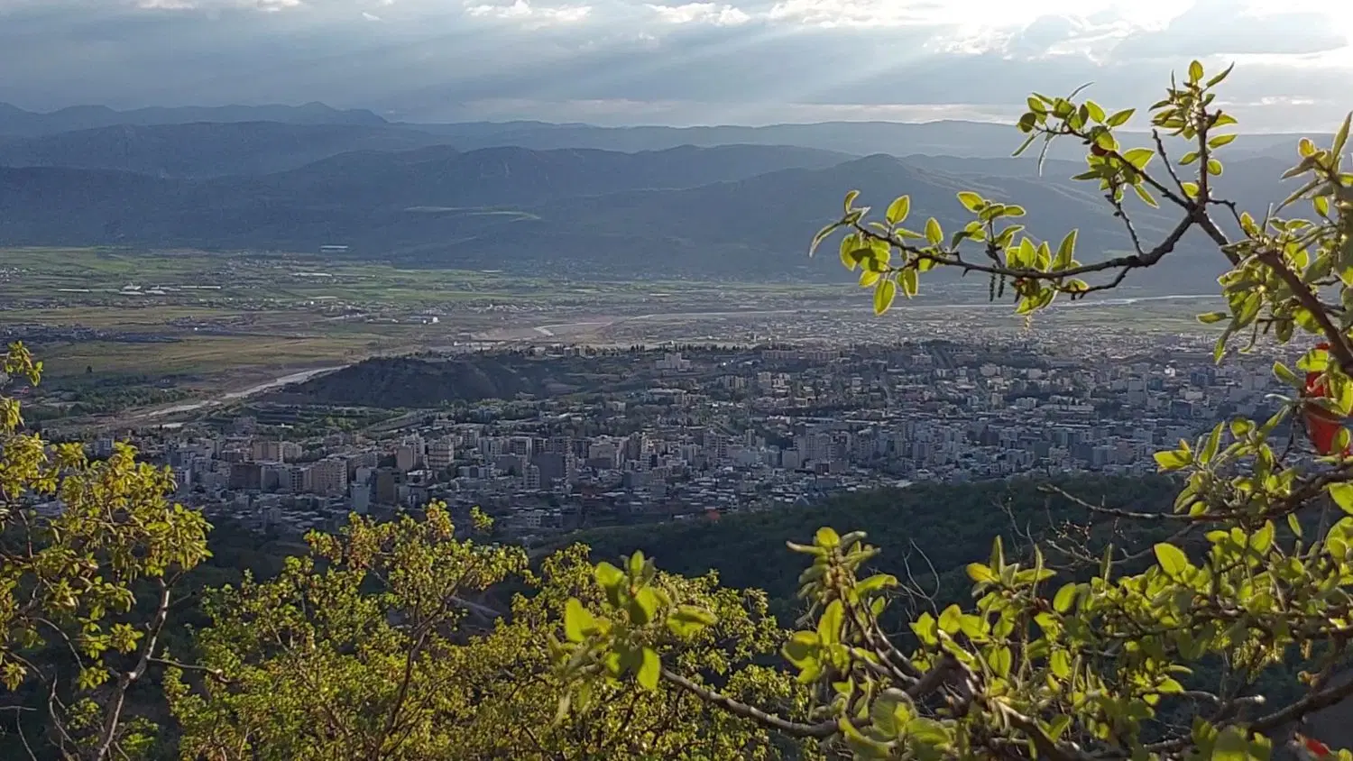 مغازه ۷۵ متری در مرکز شهر یاسوج برای اجاره